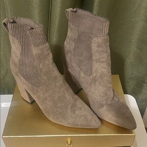 Steve Madden Taupe Heeled Boots